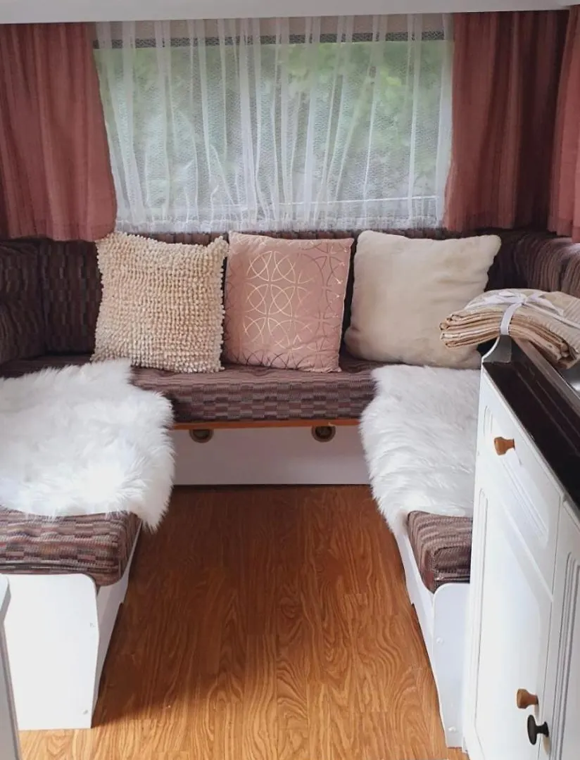 Uebernachtung In Unserem Wohnwagen Gračac Camping