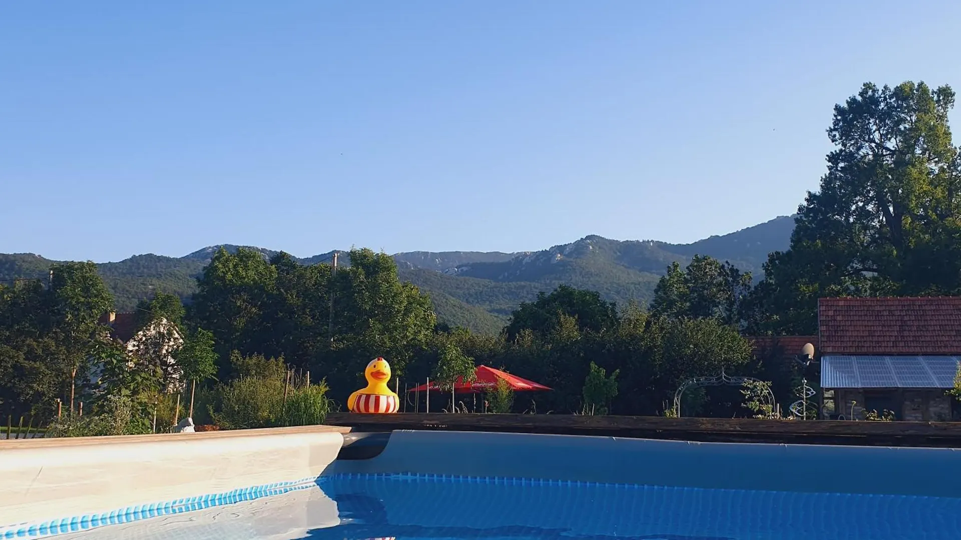 Camping Uebernachtung In Unserem Wohnwagen Gračac